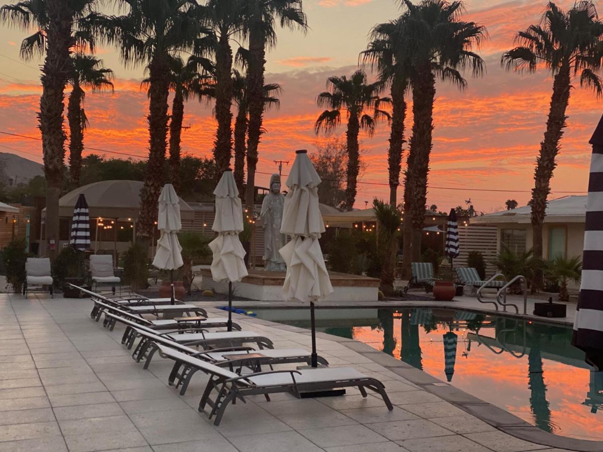 The O Spa + Resort, Adults Only Desert Hot Springs Exteriér fotografie